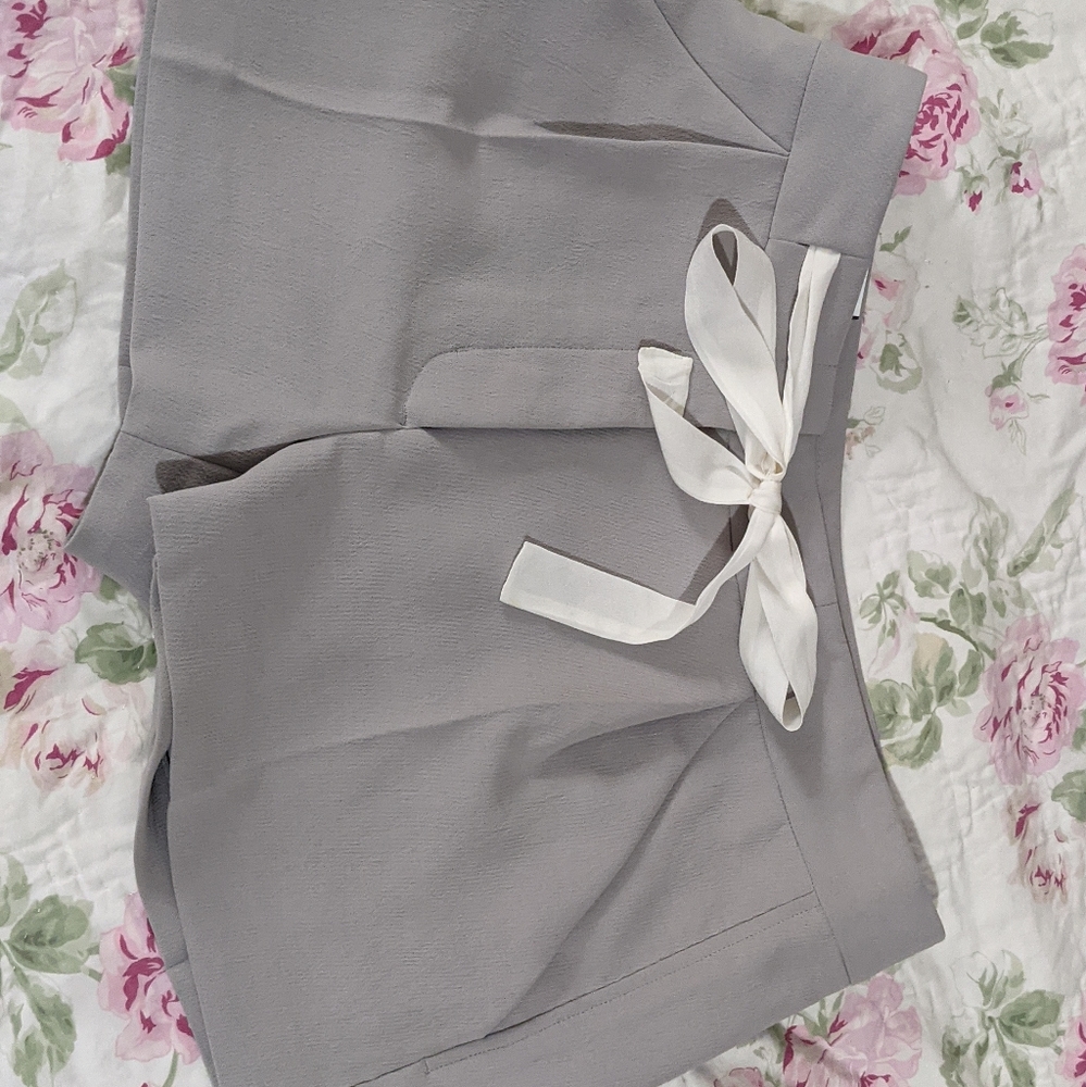 Aritzia Wilfred Exergue shorts